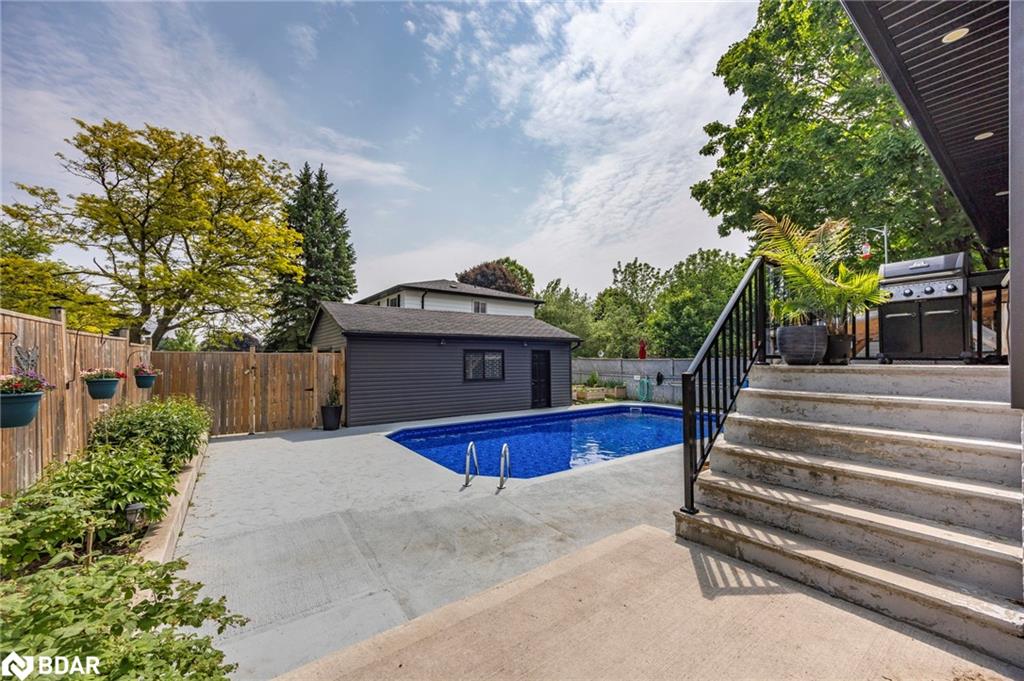 171 Steel Street Property Photo 41