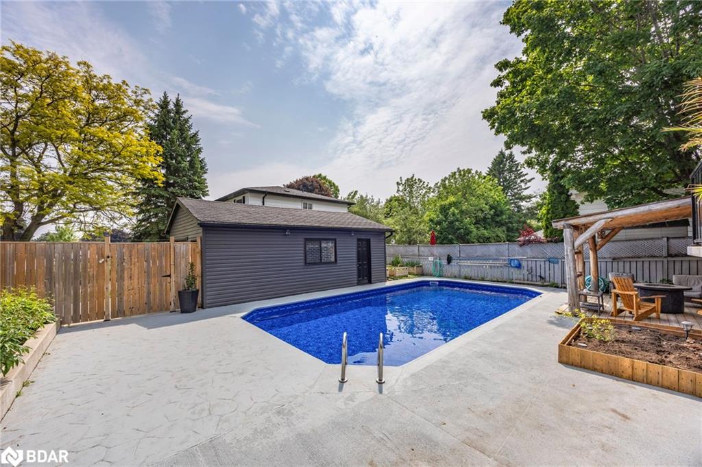 171 Steel Street Property Photo 42