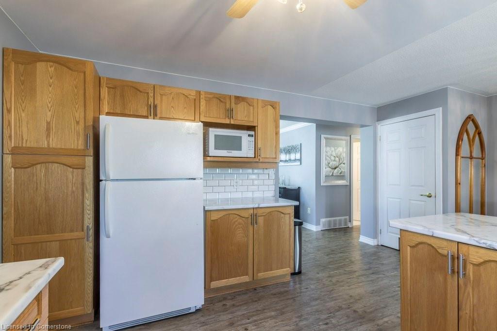 251 Glenariff Drive Property Photo 13