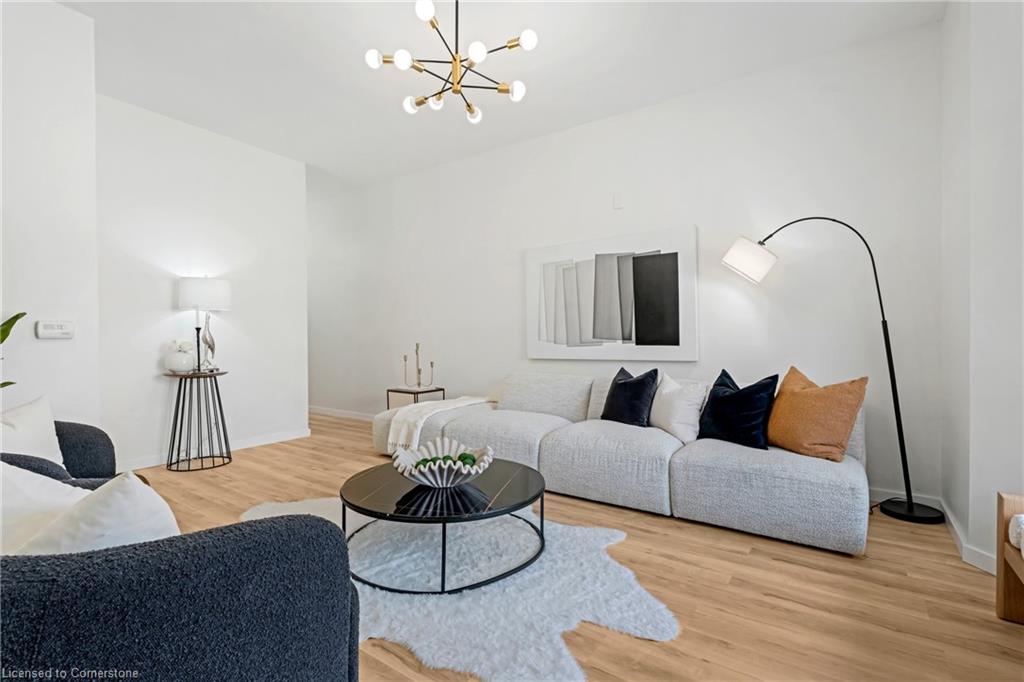 133 Wentworth Street N Property Photo 3