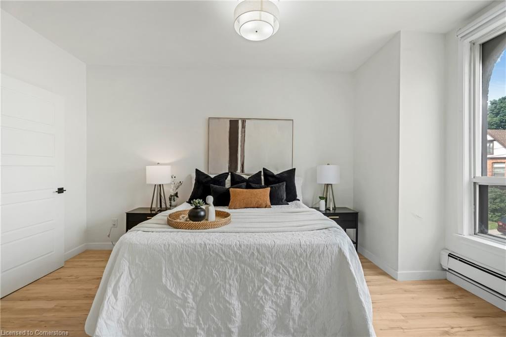 133 Wentworth Street N Property Photo 14