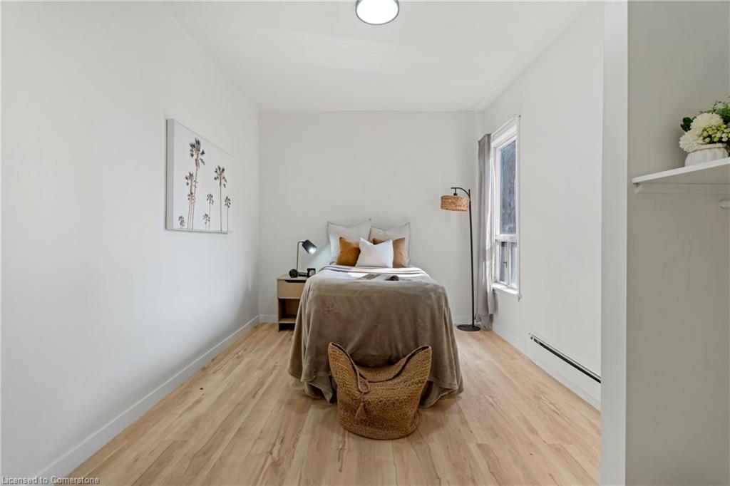 133 Wentworth Street N Property Photo 16