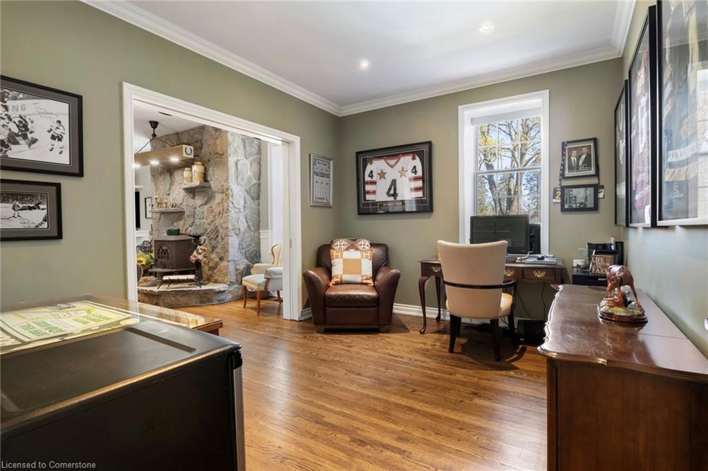 5228 First Line Property Photo 17
