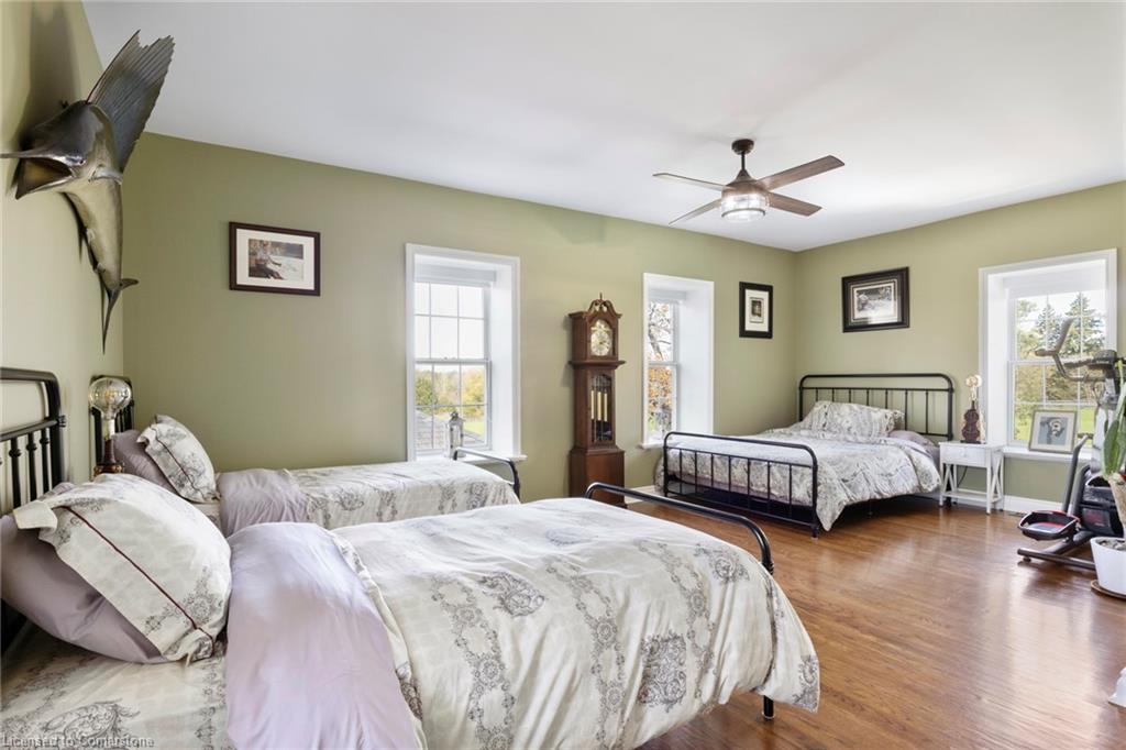 5228 First Line Property Photo 27
