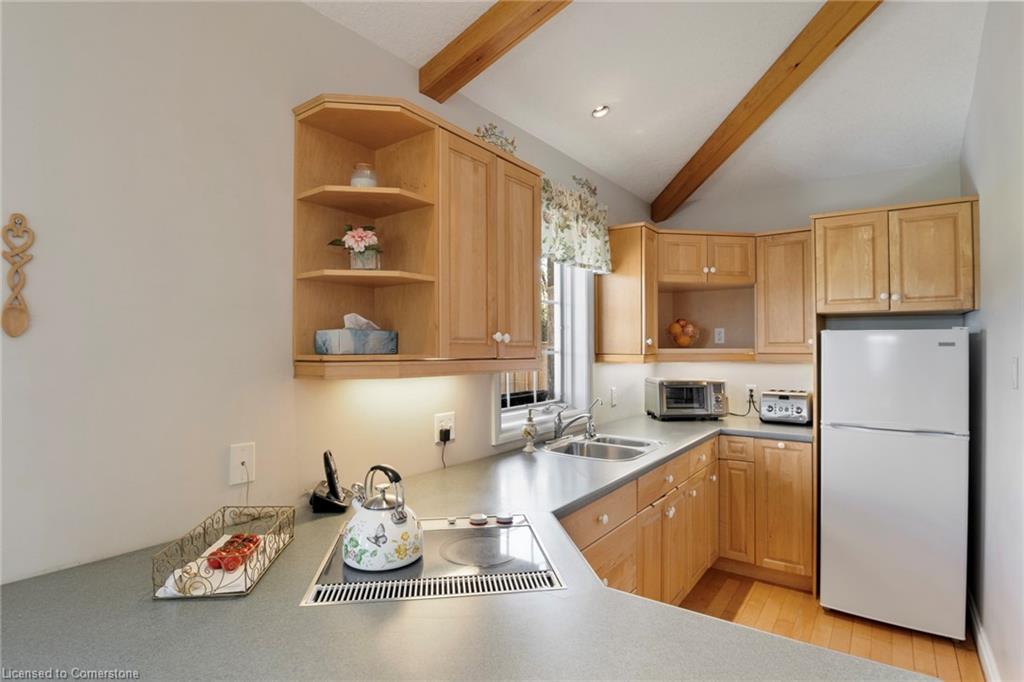 5228 First Line Property Photo 33