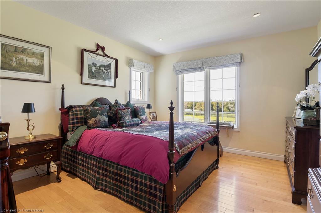 5228 First Line Property Photo 34