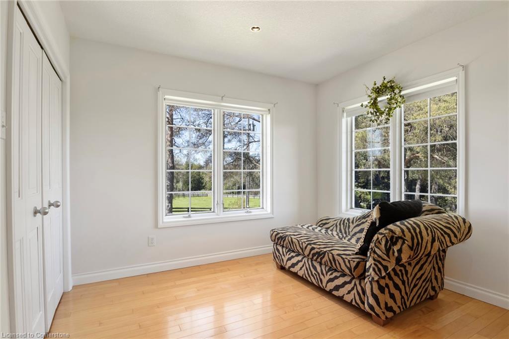 5228 First Line Property Photo 36
