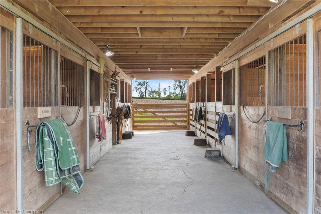 5228 First Line Property Photo 44
