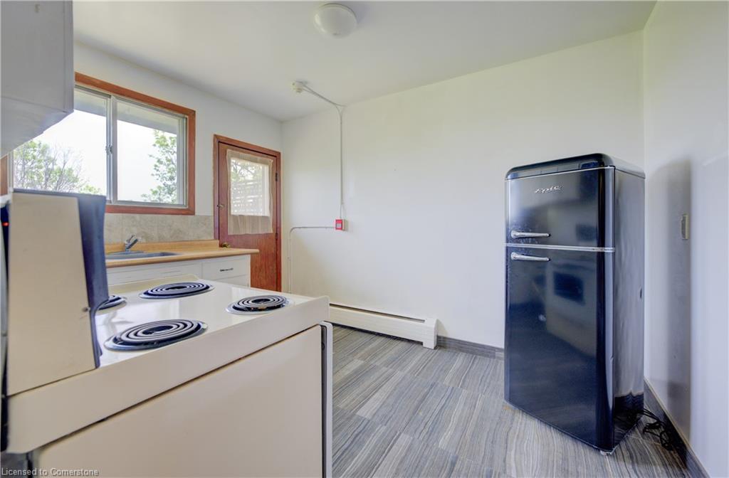 4-126 Clive Street Property Photo 8