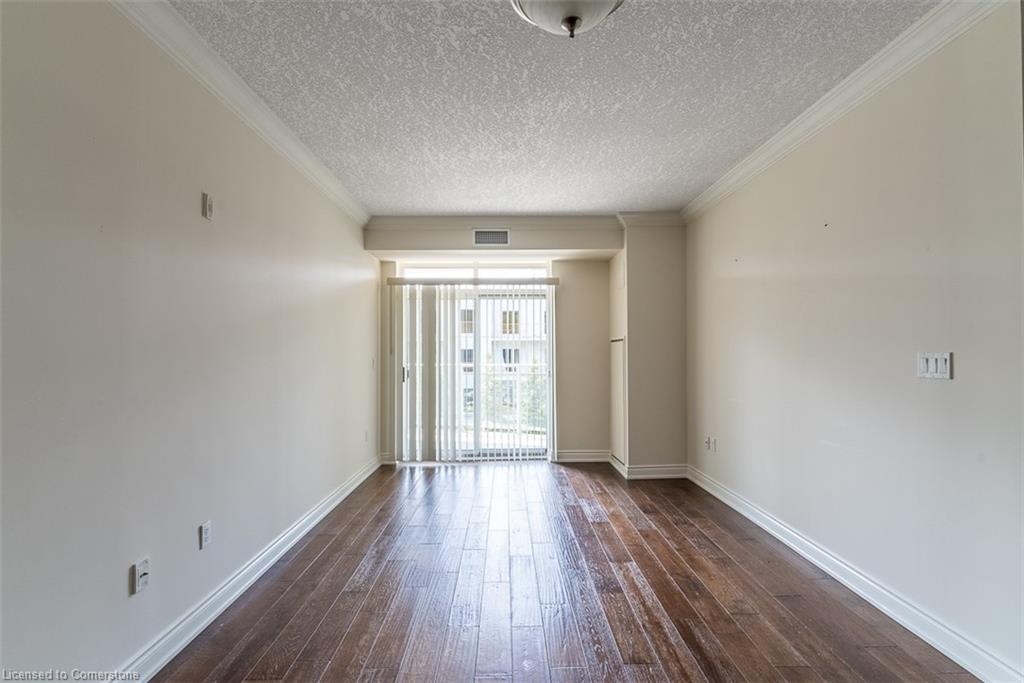 309-125 Wilson Street W Property Photo 9