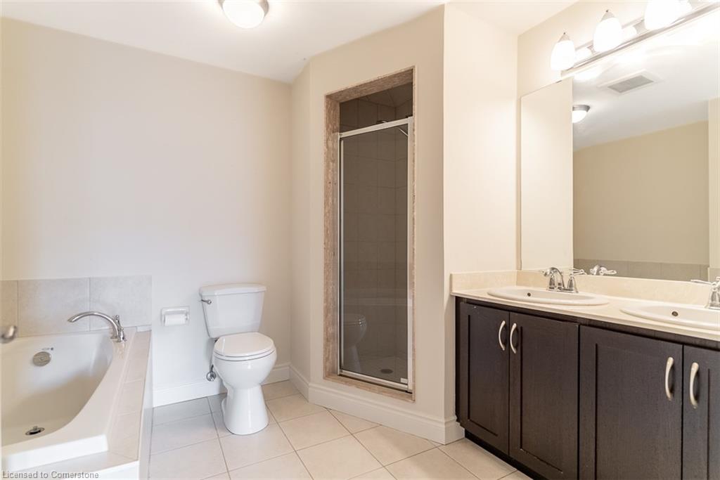 309-125 Wilson Street W Property Photo 15