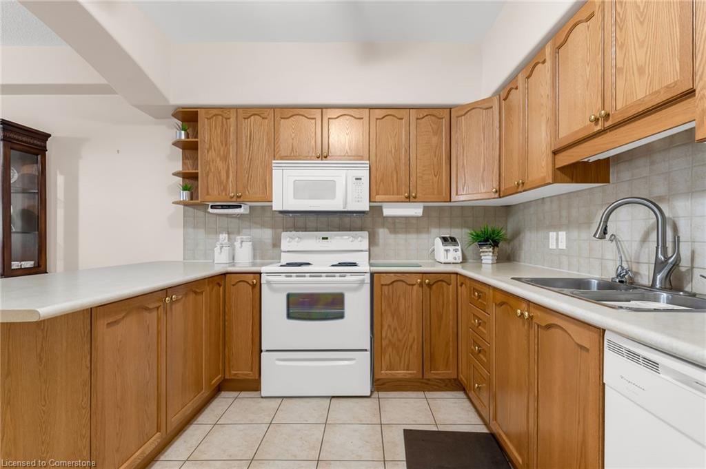 107-908 Mohawk Road E Property Photo 14