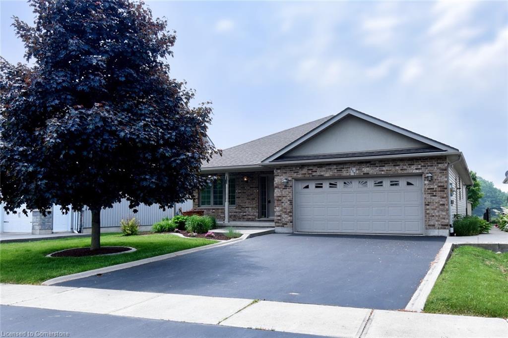 117 Dunrobin Drive Property Photo 1
