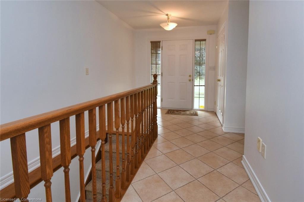 117 Dunrobin Drive Property Photo 6