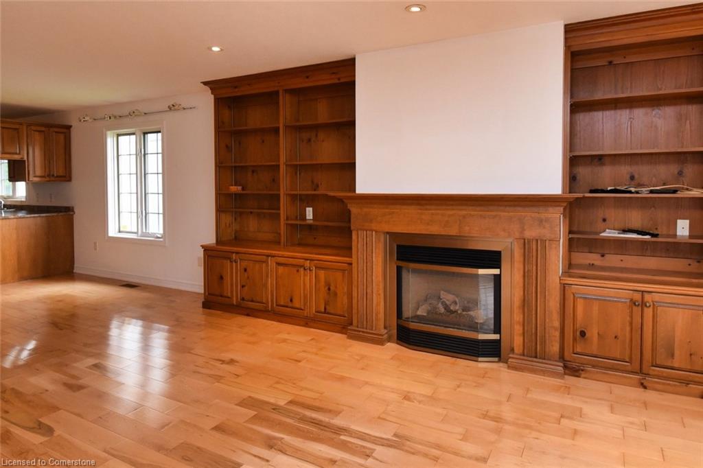 117 Dunrobin Drive Property Photo 12