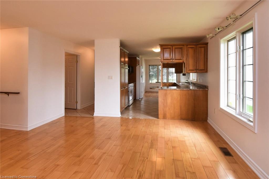 117 Dunrobin Drive Property Photo 22