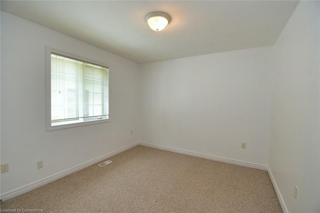117 Dunrobin Drive Property Photo 37