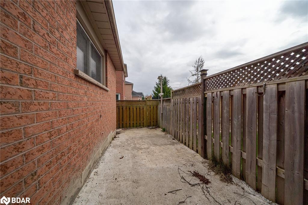32 Brown Street Property Photo 39