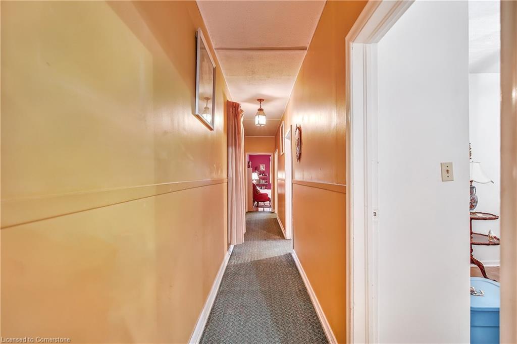 569 King Street Property Photo 16