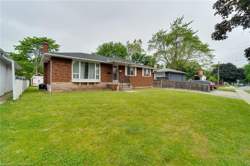 5349 Spruce Avenue Property Photo 3