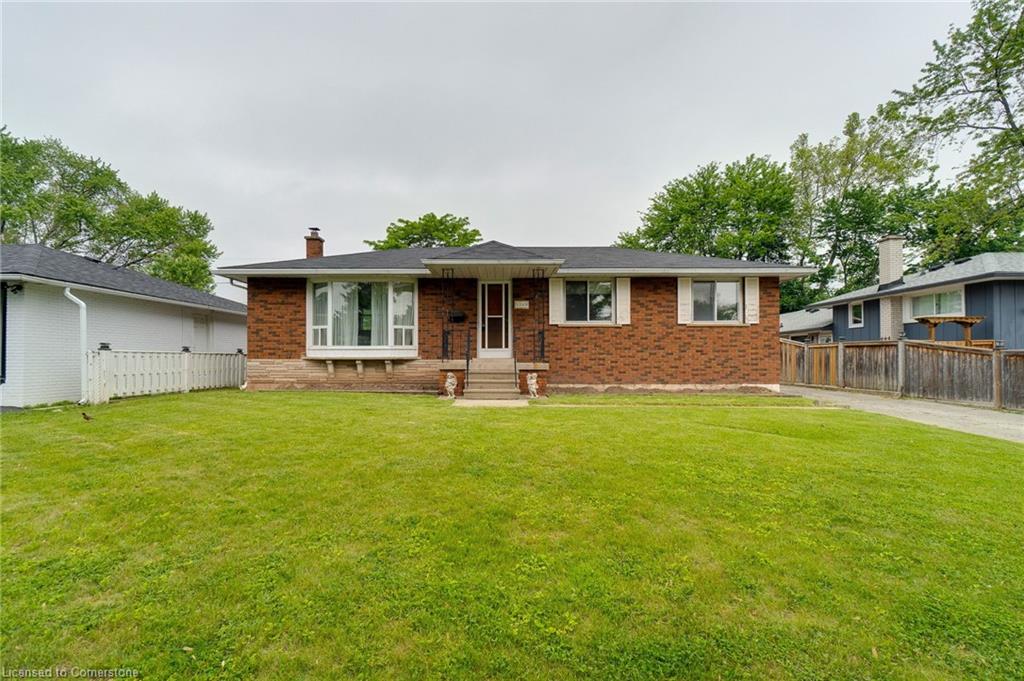 5349 Spruce Avenue Property Photo 4