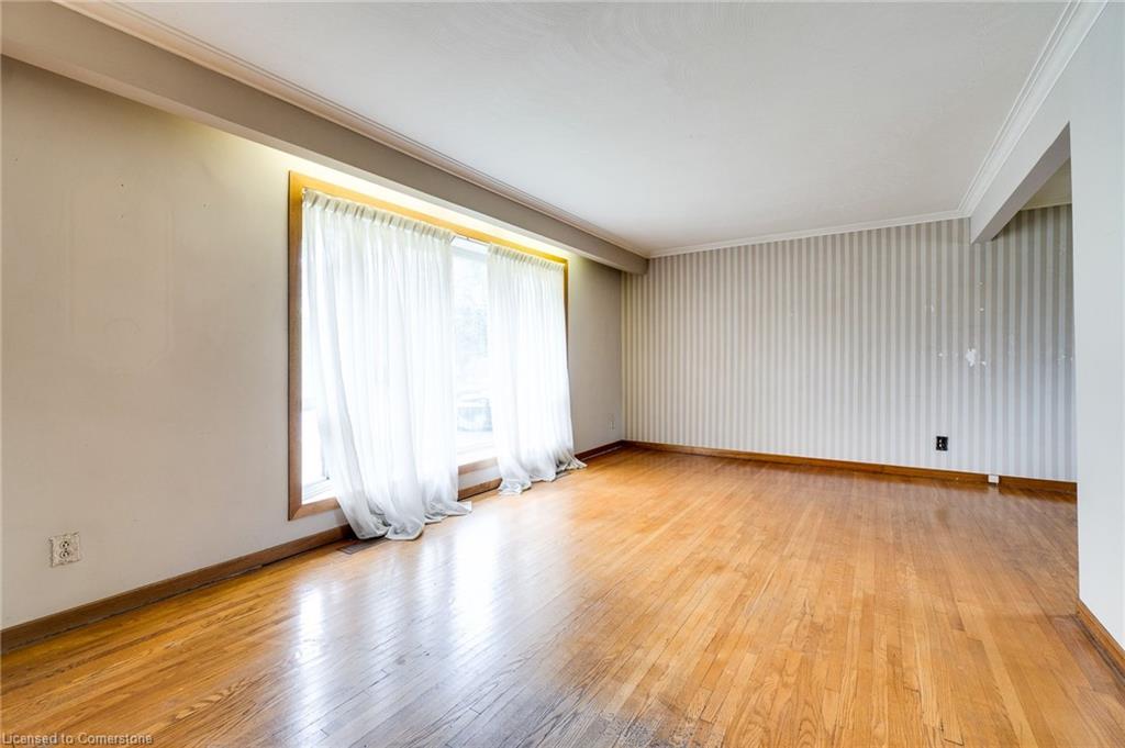 5349 Spruce Avenue Property Photo 9