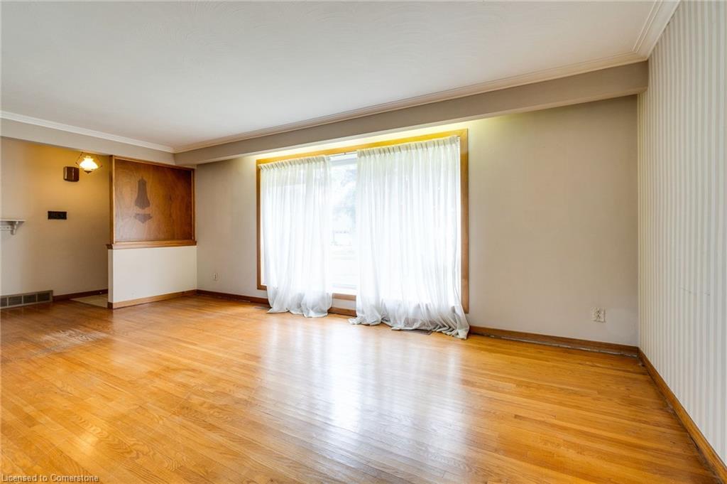 5349 Spruce Avenue Property Photo 11