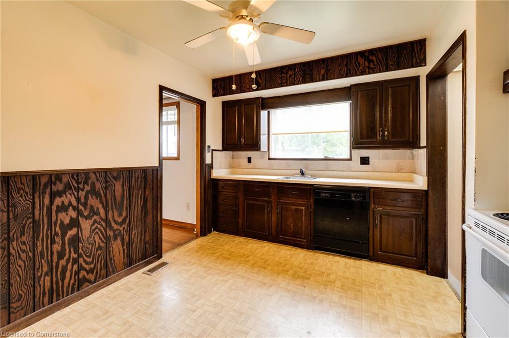 5349 Spruce Avenue Property Photo 16