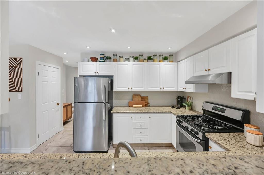 67 Erie Avenue Property Photo 9