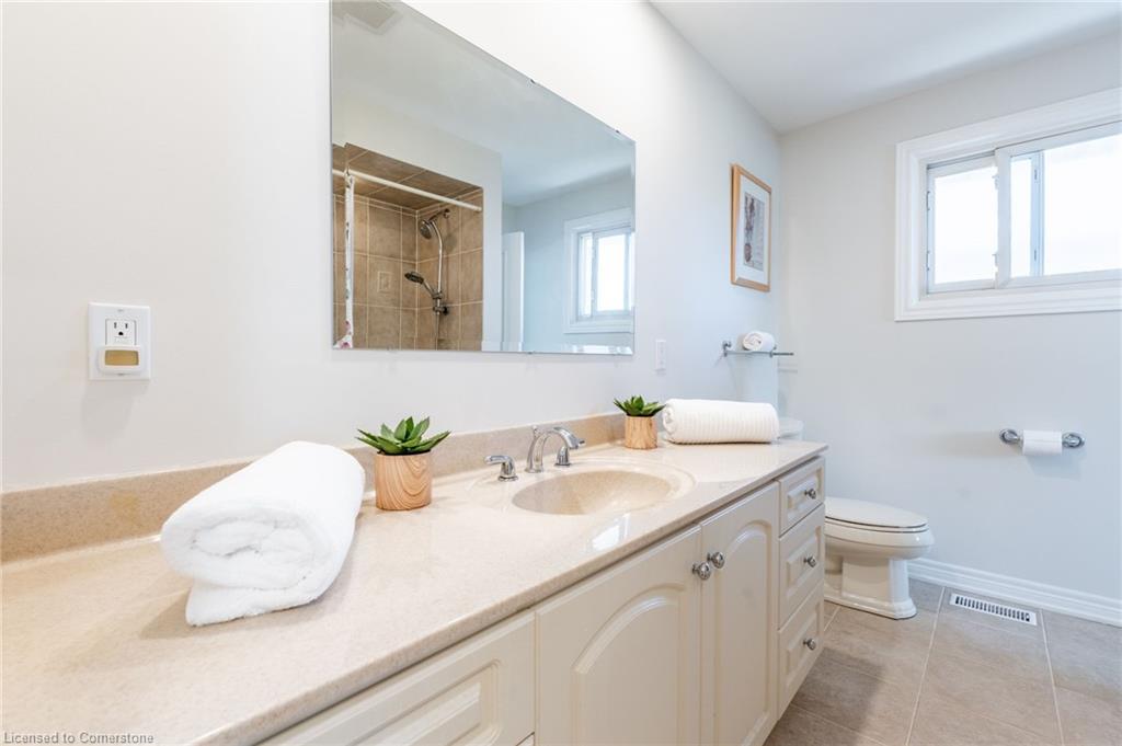 648 Thornwood Avenue Property Photo 14