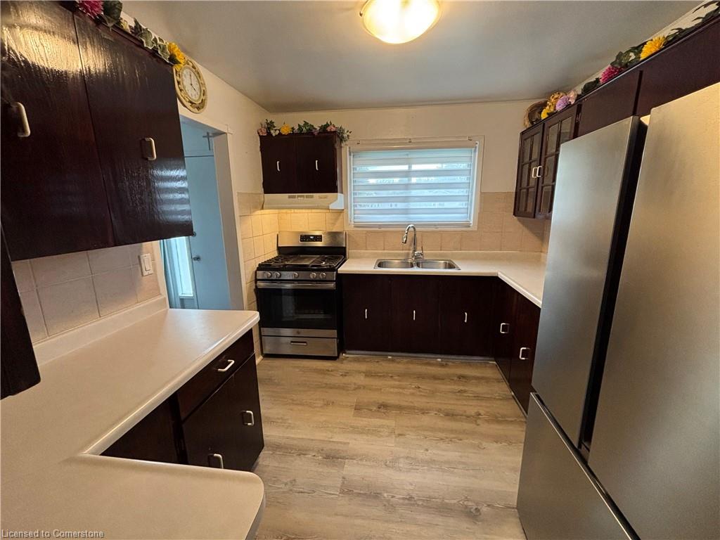 657 Upper Wentworth Street Property Photo 12