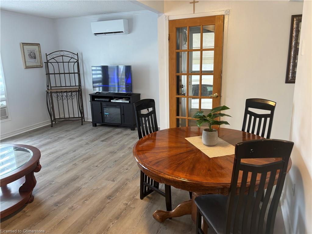 657 Upper Wentworth Street Property Photo 18