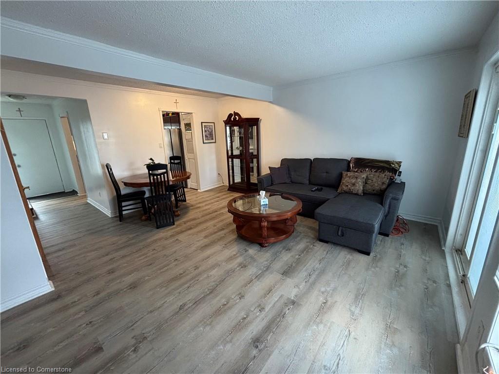 657 Upper Wentworth Street Property Photo 23