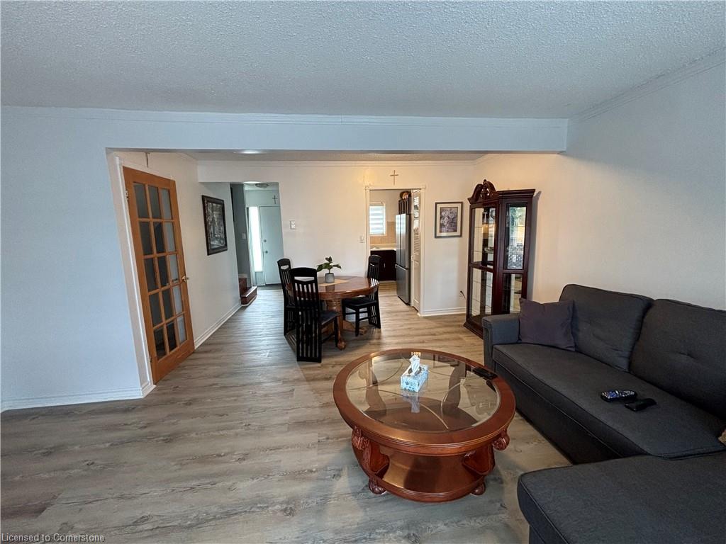 657 Upper Wentworth Street Property Photo 26