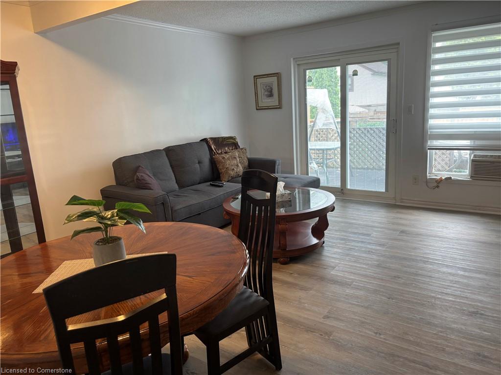 657 Upper Wentworth Street Property Photo 28
