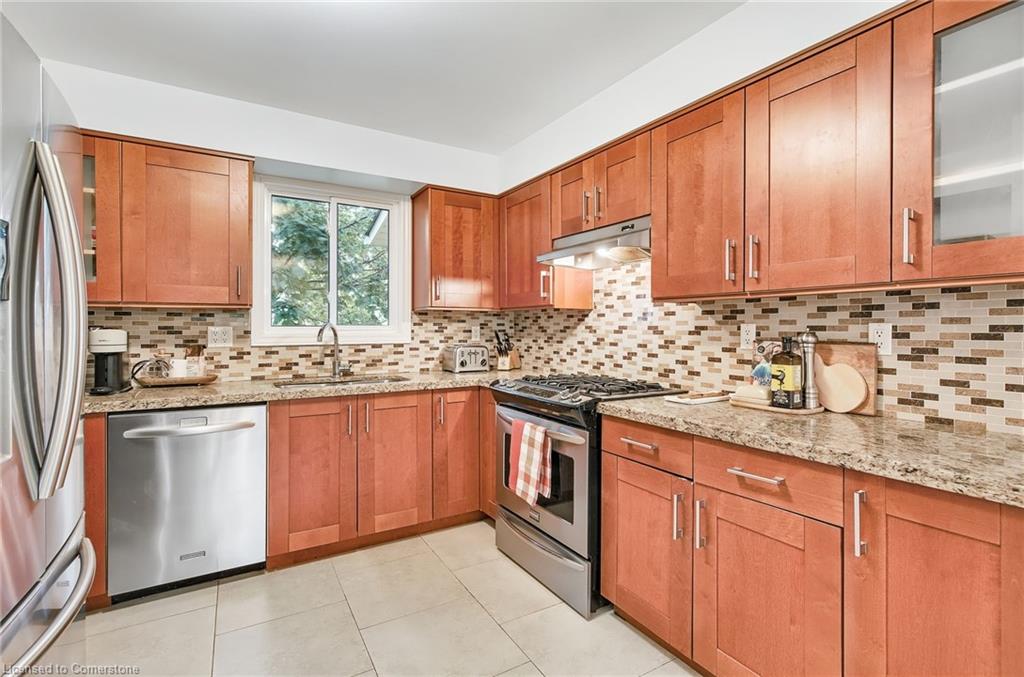14 Ashridge Place Property Photo 12