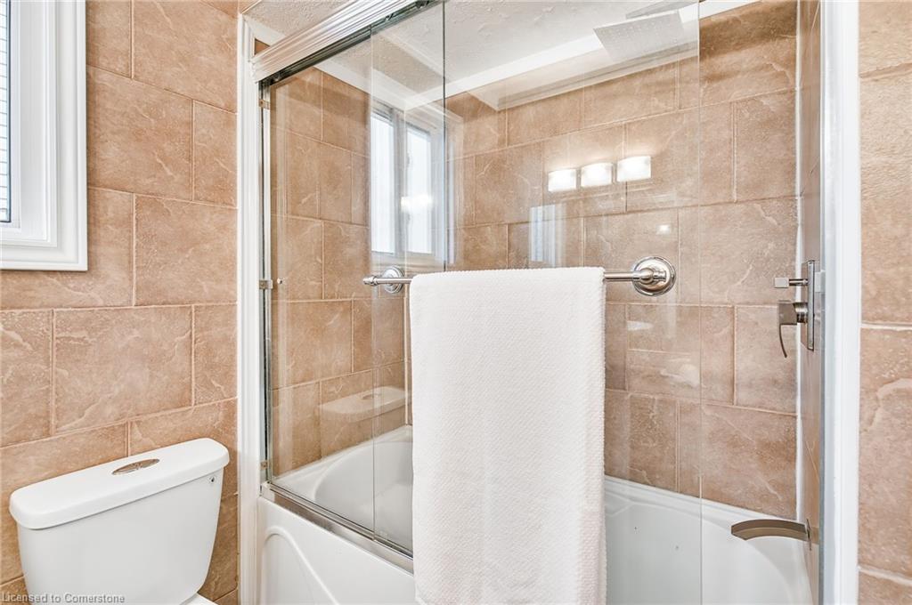 14 Ashridge Place Property Photo 21