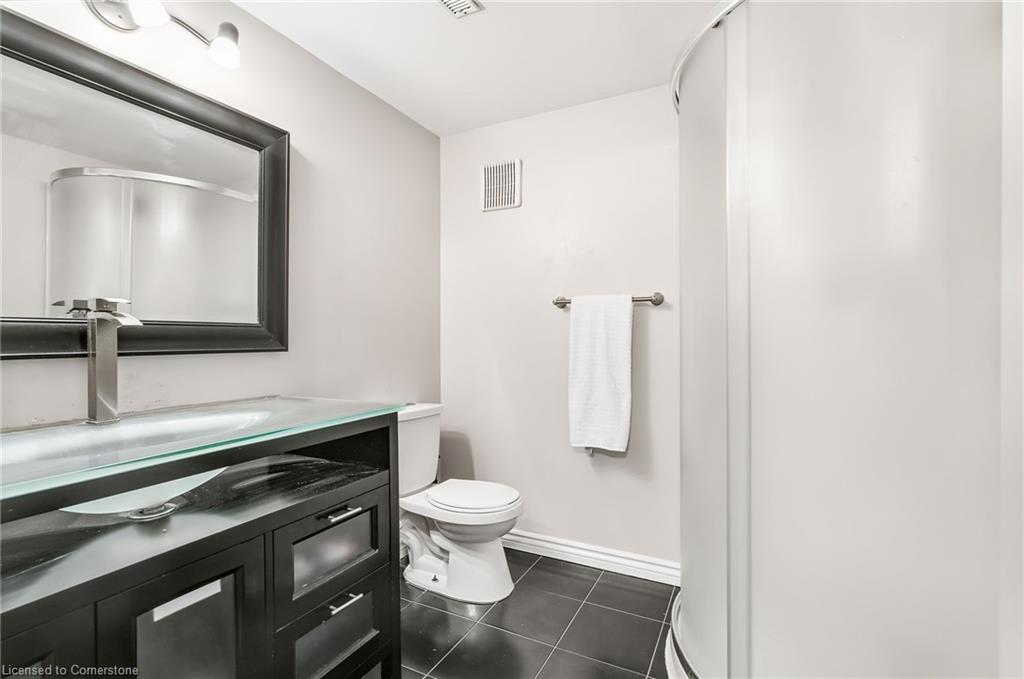 14 Ashridge Place Property Photo 38