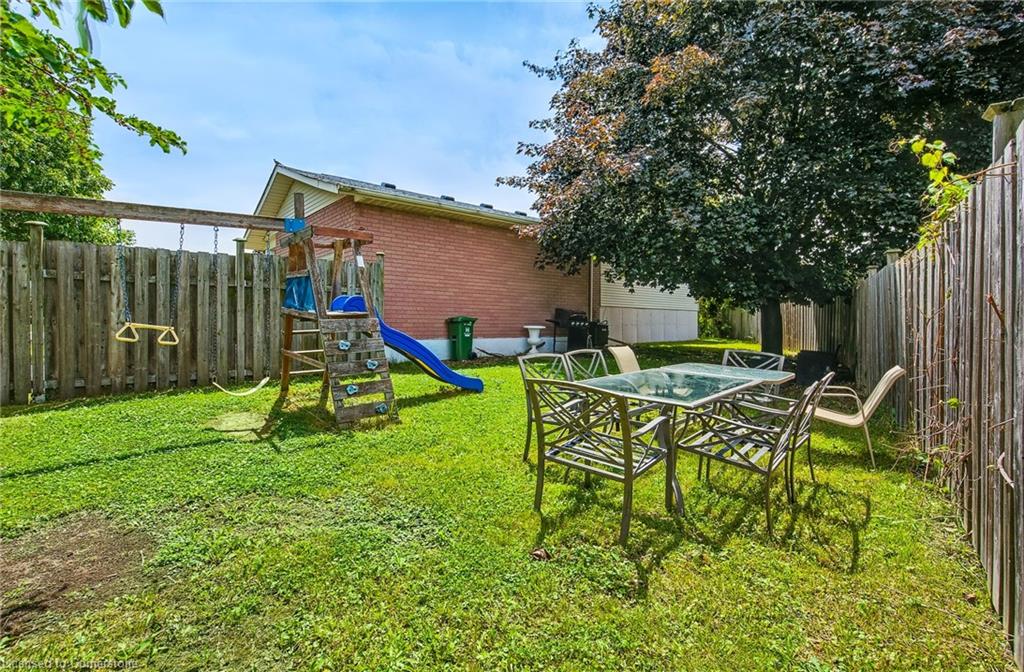 14 Ashridge Place Property Photo 48