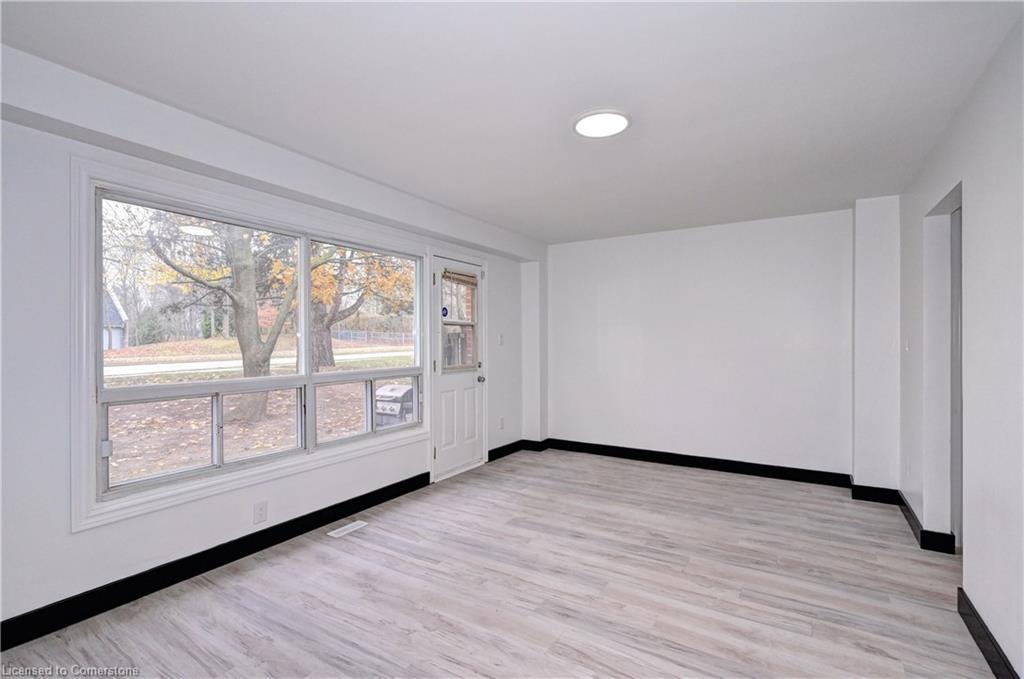 B-528 Sunnydale Place Property Photo 2