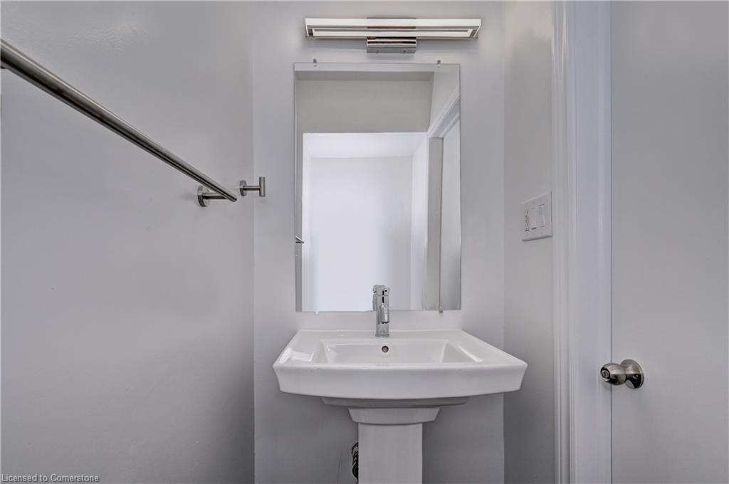 B-528 Sunnydale Place Property Photo 11