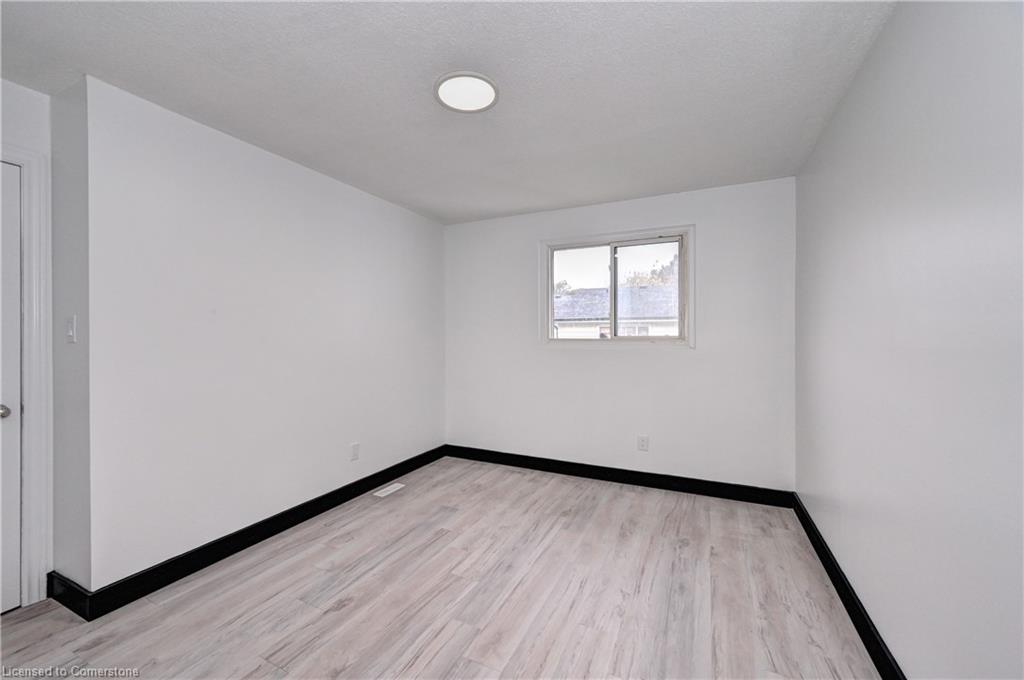 B-528 Sunnydale Place Property Photo 14
