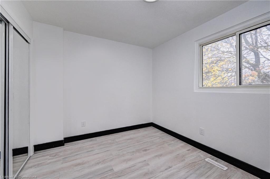 B-528 Sunnydale Place Property Photo 17