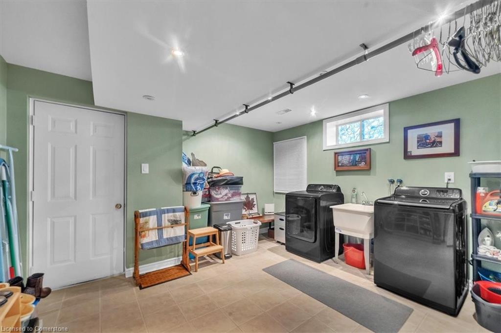 84 Doctor Moore Court Property Photo 29