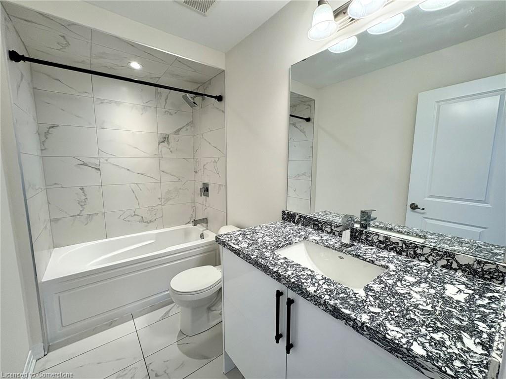 22-305 Garner Road W Property Photo 12