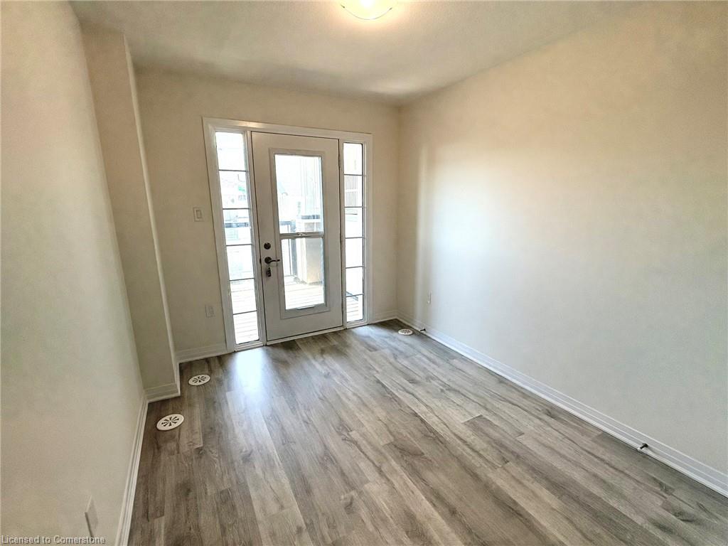 22-305 Garner Road W Property Photo 18