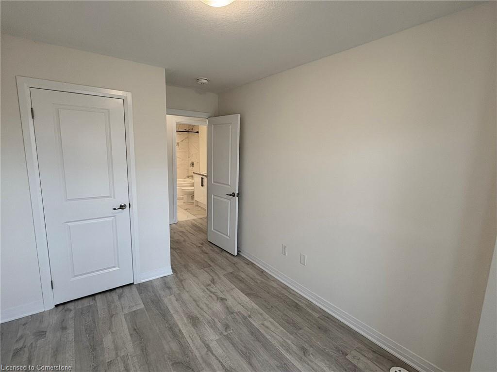 22-305 Garner Road W Property Photo 19