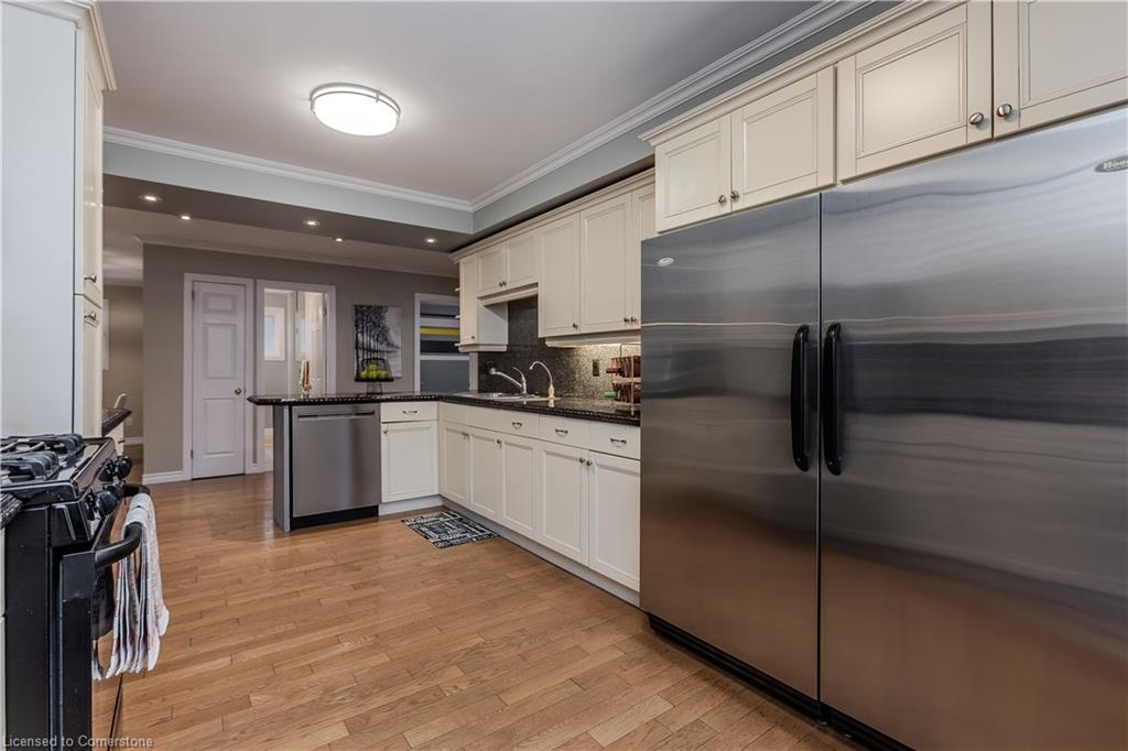 1128 Dowland Crescent Property Photo 10