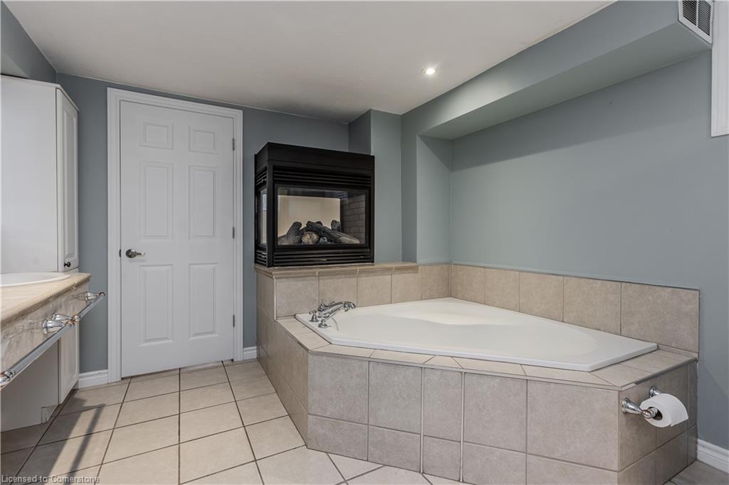 1128 Dowland Crescent Property Photo 40