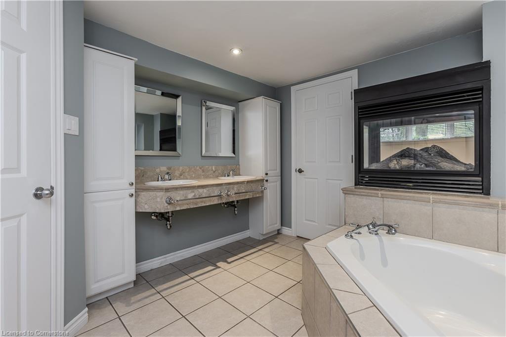 1128 Dowland Crescent Property Photo 42